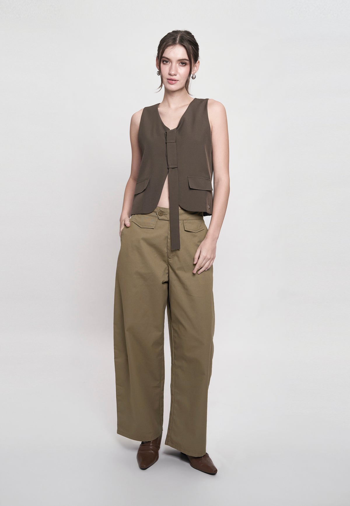 Grey Sleeveless Top (Brown )
