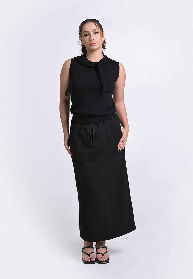 Archetype Travel Hennan Sleeveless Top (Black)