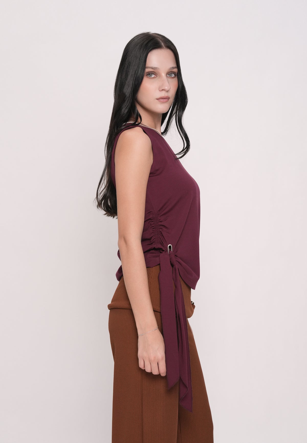 Honeydrew Sleeveless Top (Wine)