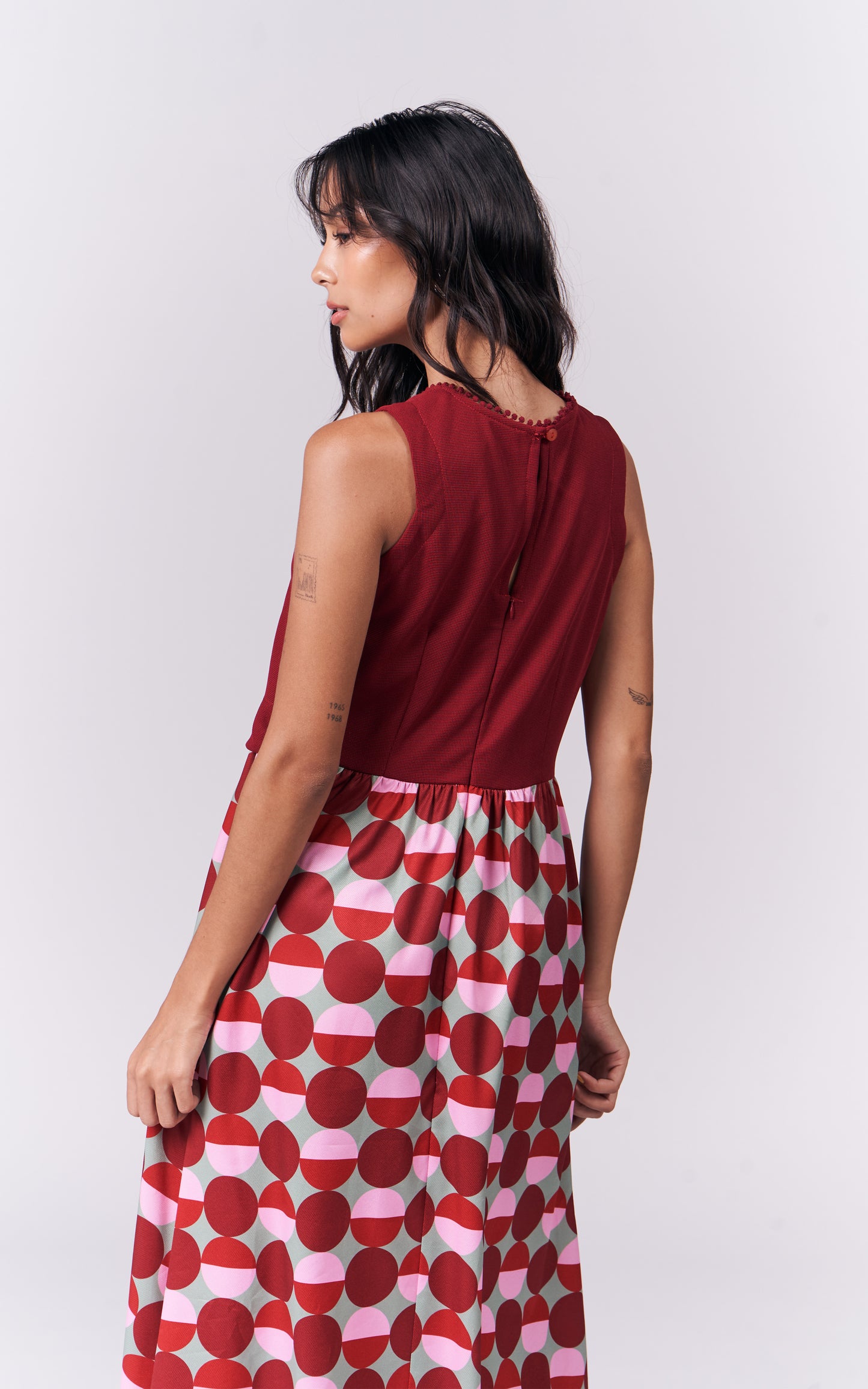 Isabel Sleeveless Dress (Red)