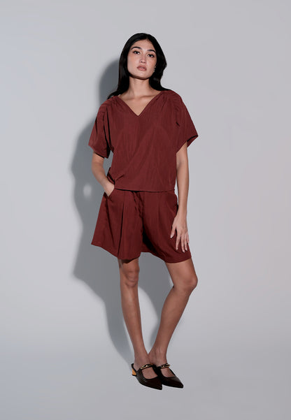 Holiday 2025 Ishana Short Sleeve Top (Maroon)