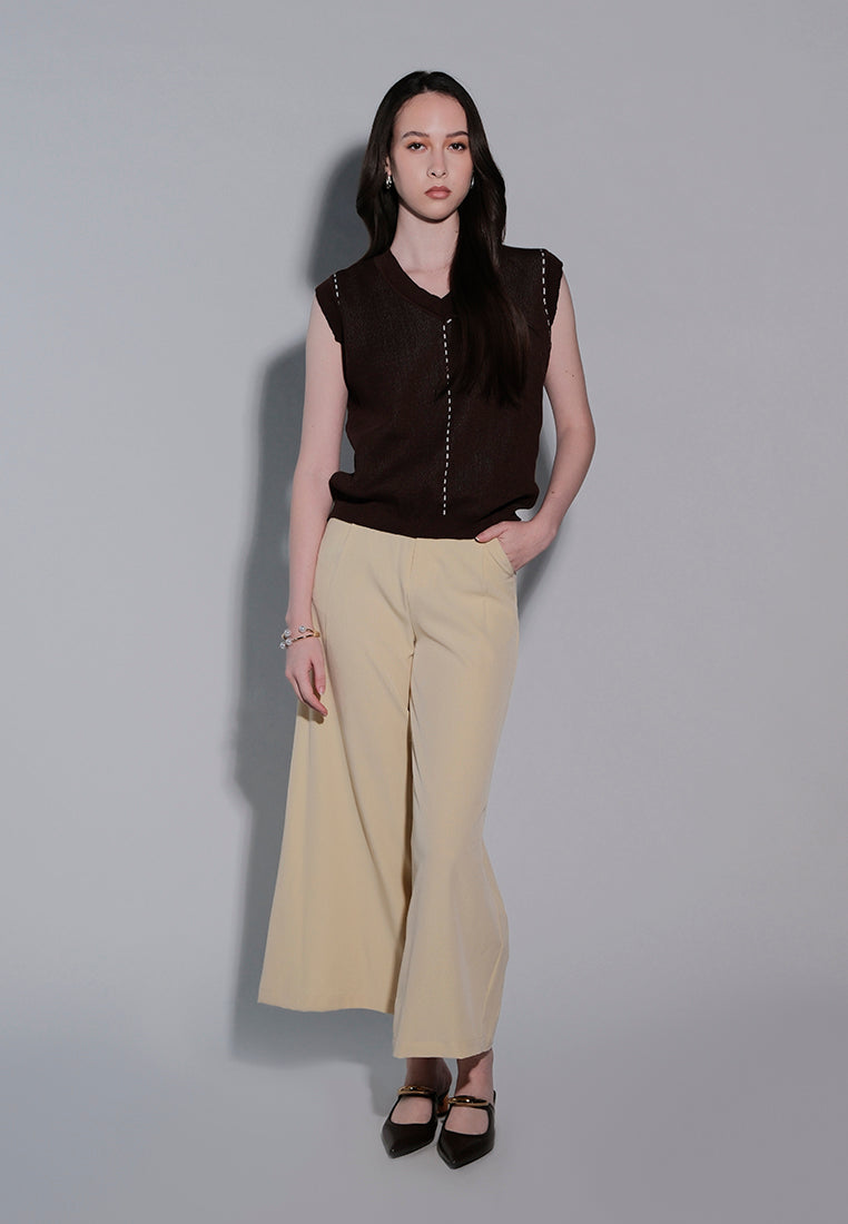 Holiday 2025 Izaya Sleeveless Top (Brown)