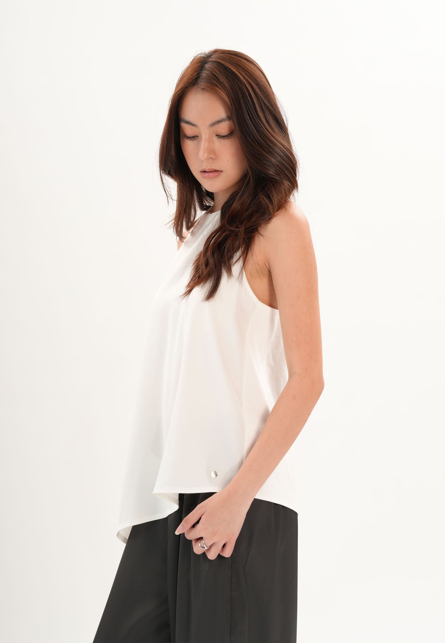 Archetype Refined Caviar Sleeveless Top (Offwhite)