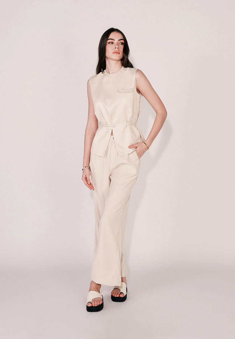 Camp Dunkirk Sleeveless Top (Cream)