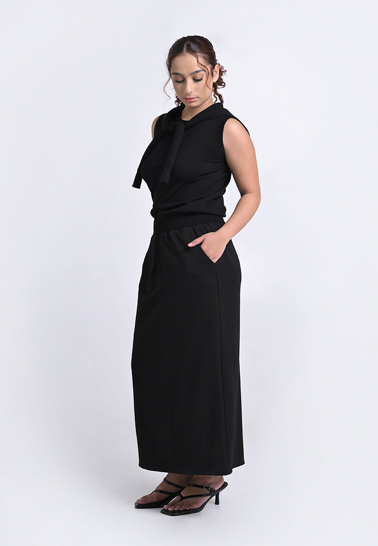 Archetype Travel Hennan Sleeveless Top (Black)