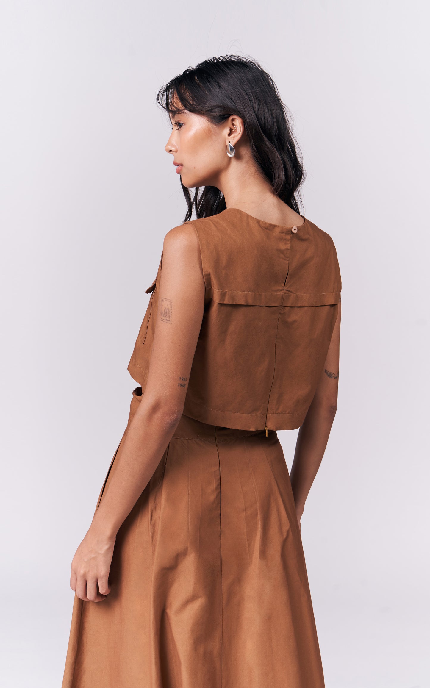 Ilise Sleeveless Top (Brown)