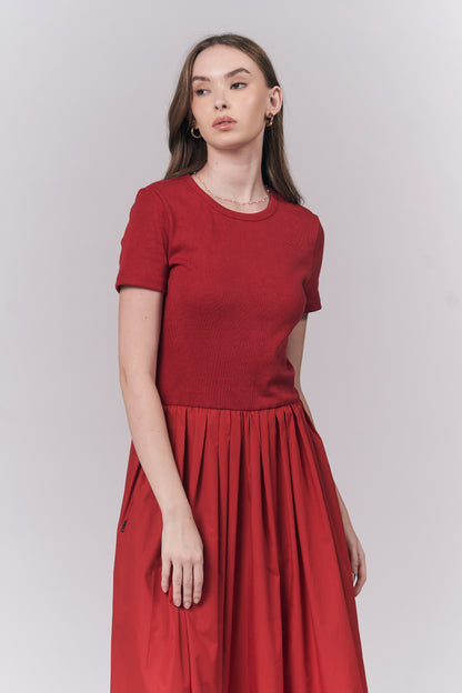 Illo Short Sleeve Dress (Red)