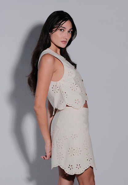 Holiday 2025 Jazzey Sleeveless Top (Beige)