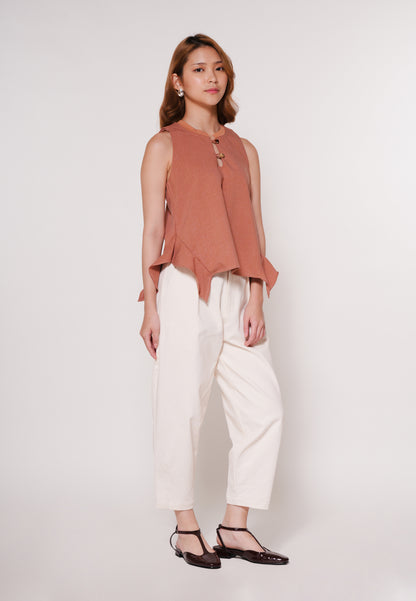 Aven Sleeveless Top (Brown)