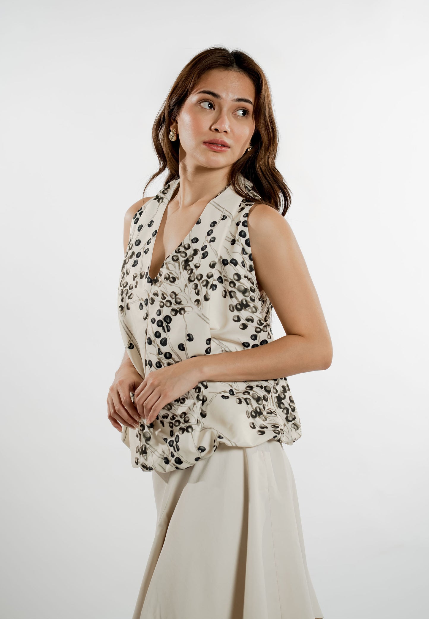 Everlea Sleeveless (2-way) Top (Printed Cream)