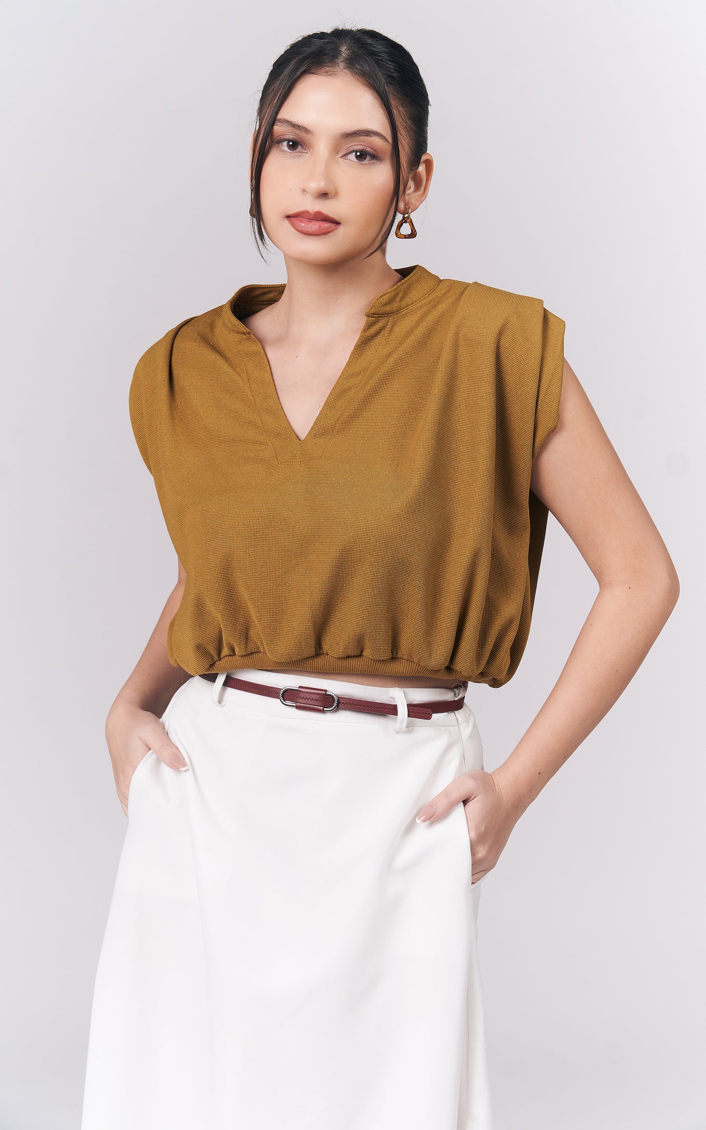 Jaydenn Sleeveless Top (Avocado)