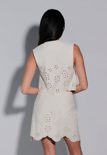 Holiday 2025 Jazzey Sleeveless Top (Beige)