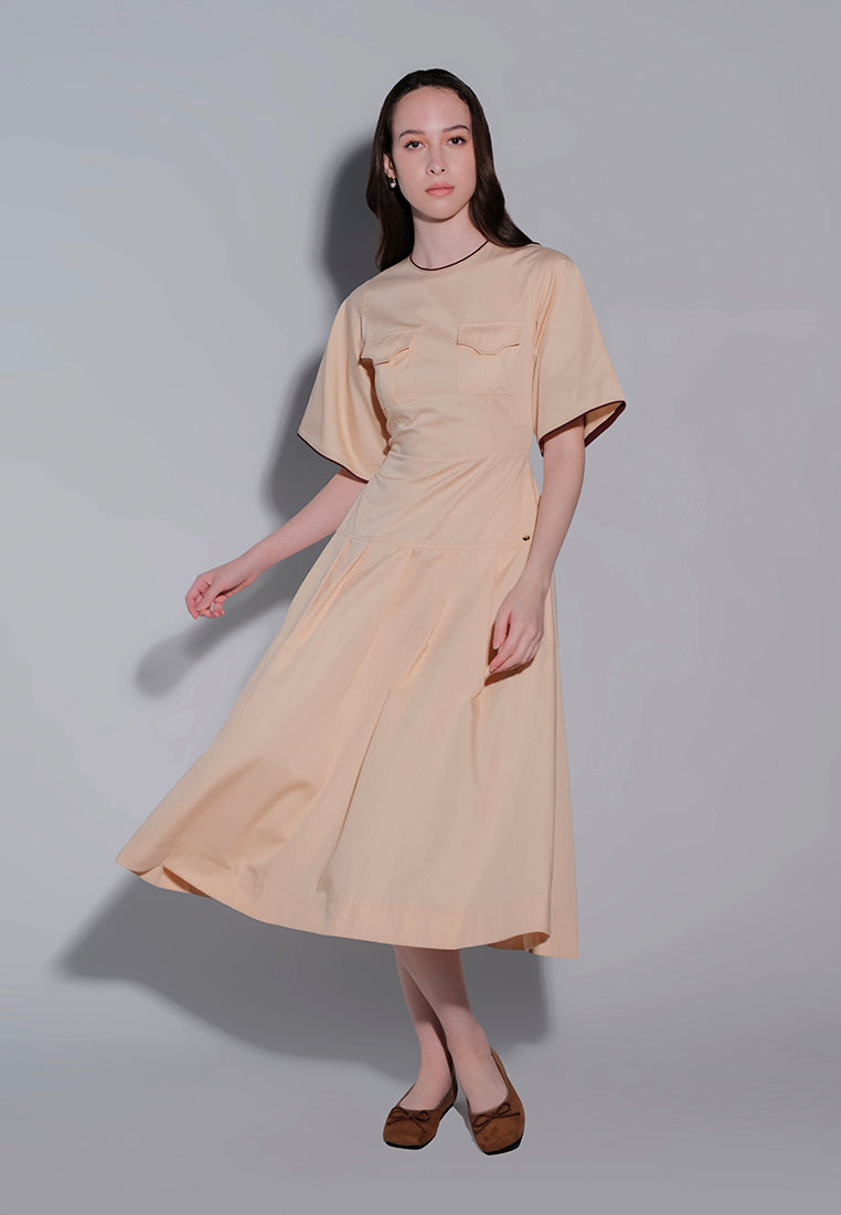 Holiday 2025 Jengga Short Sleeve Dress  (Beige)