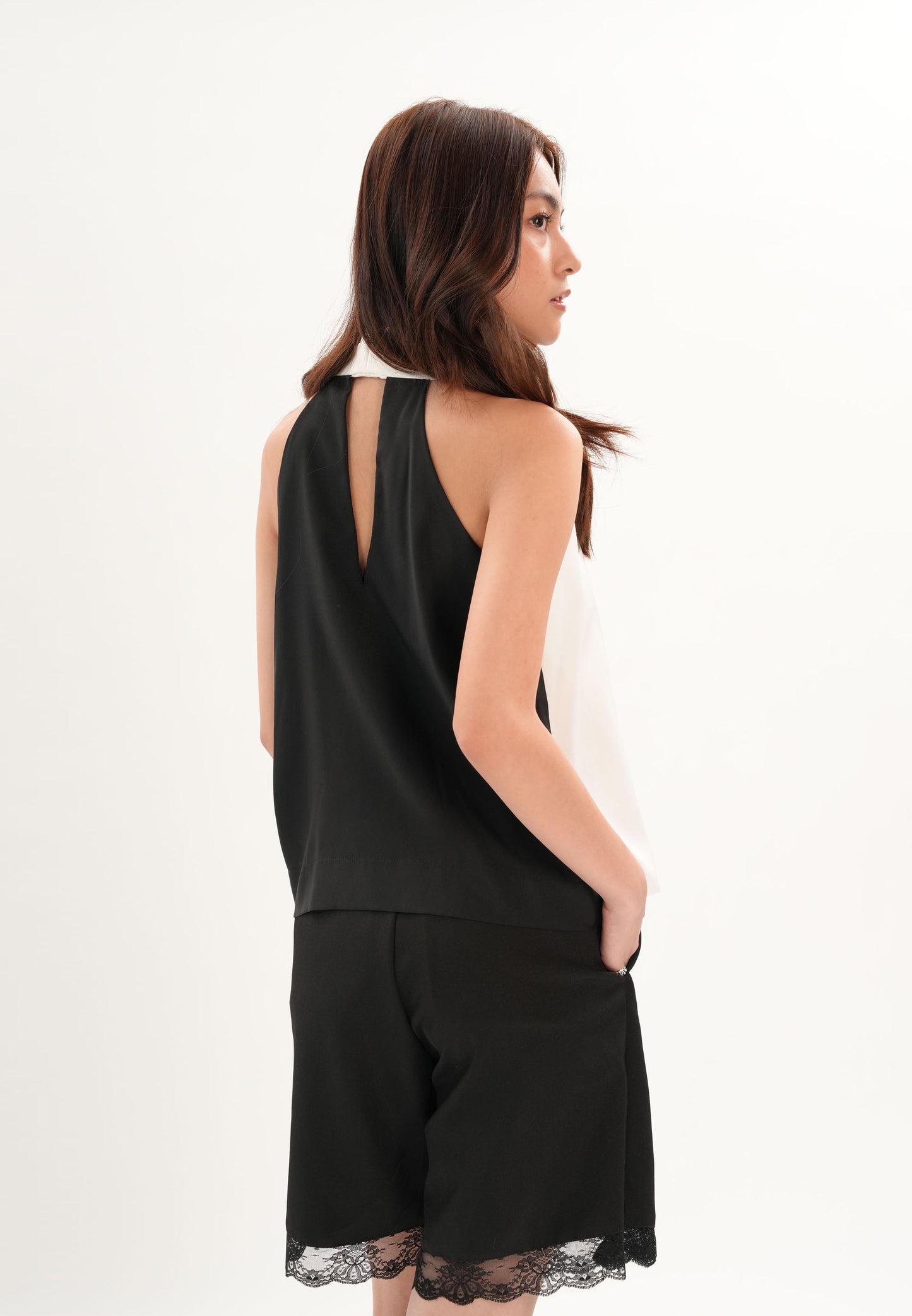 Archetype Refined Lucent Sleeveless Top (White/Black)