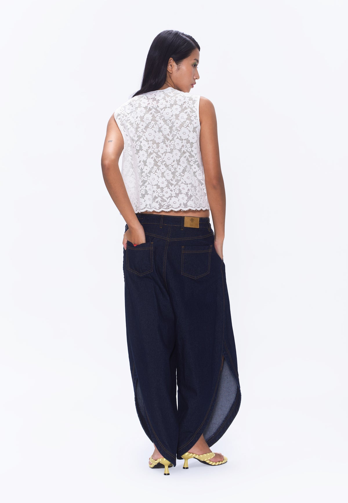Plains & Prints X Randolf Wave Sleeveless Vest (Offwhite)