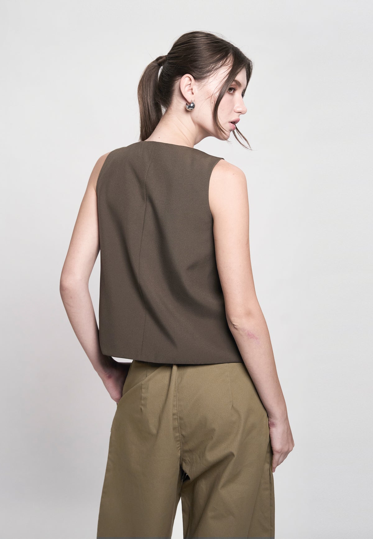 Grey Sleeveless Top (Brown )