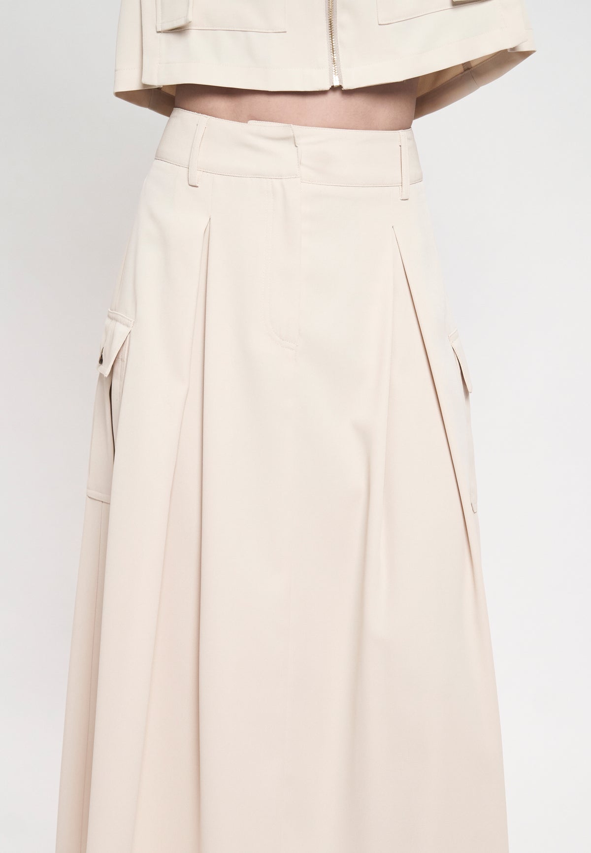 Grifyn Skirt  (Light Beige)
