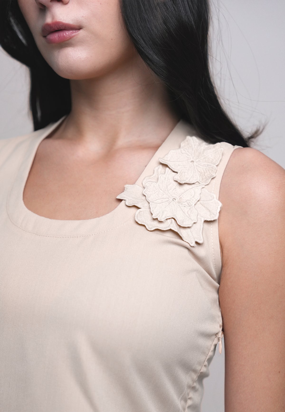 Harmonie Sleeveless Top (Light Peach)