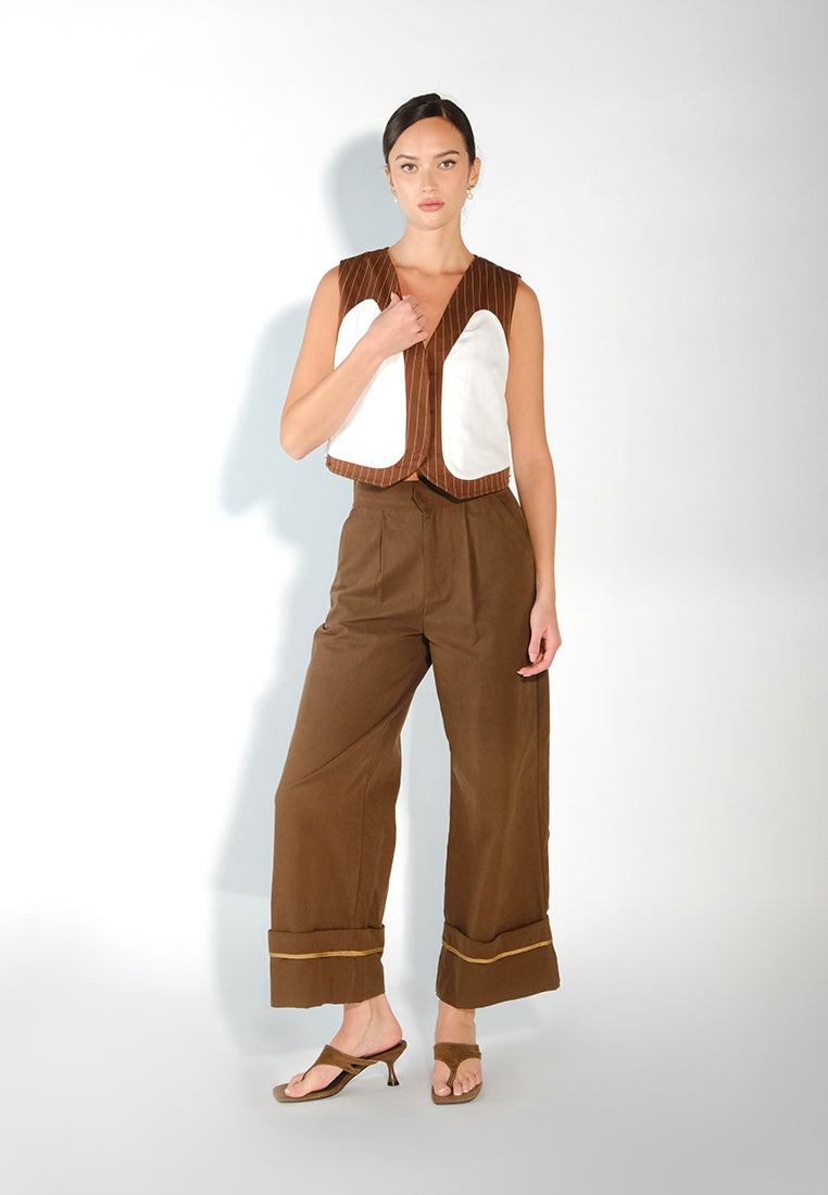 Sari- Sari Tagum Sleeveless Reversible Vest Top (Brown)