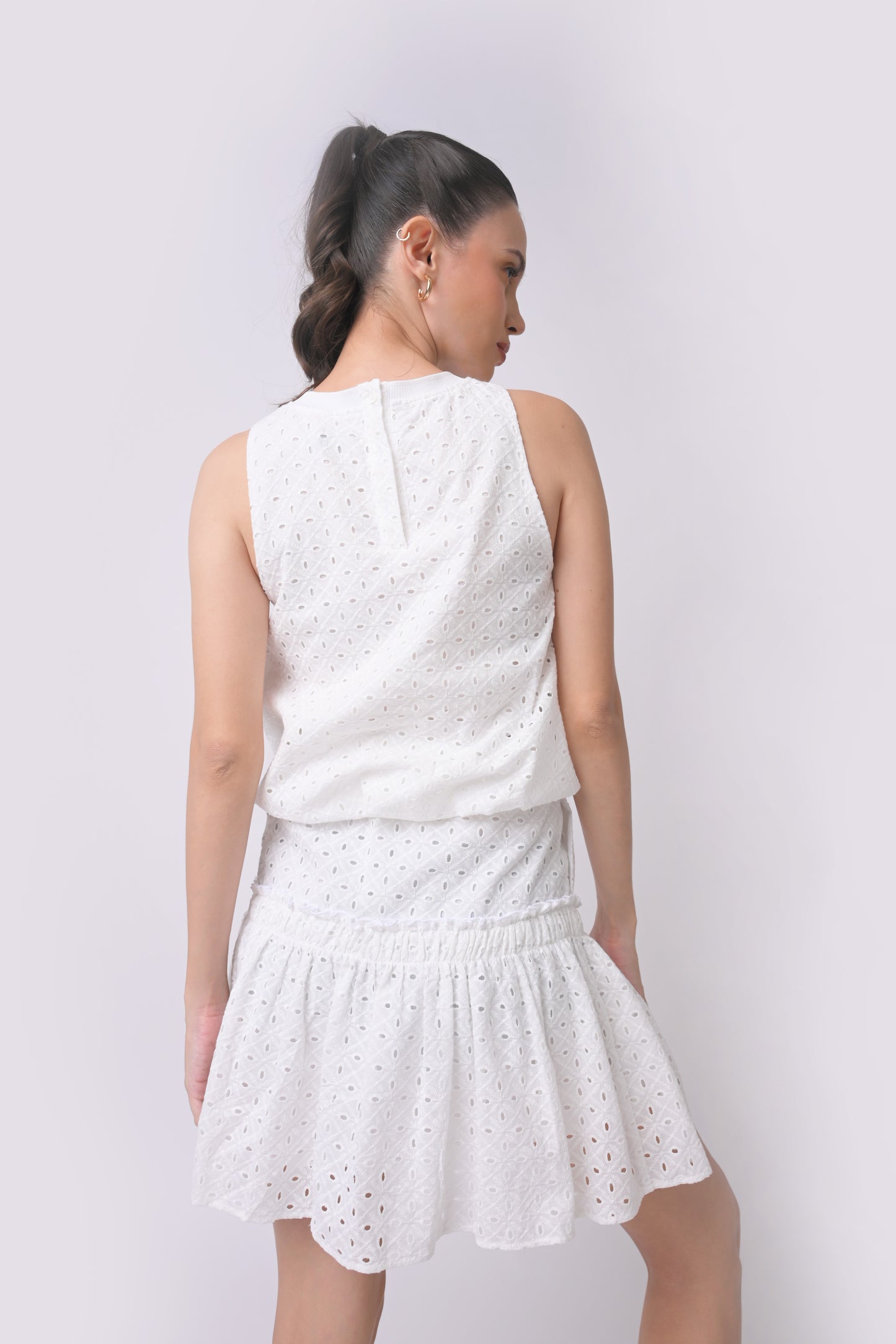 Alona Sleeveless Top (White)