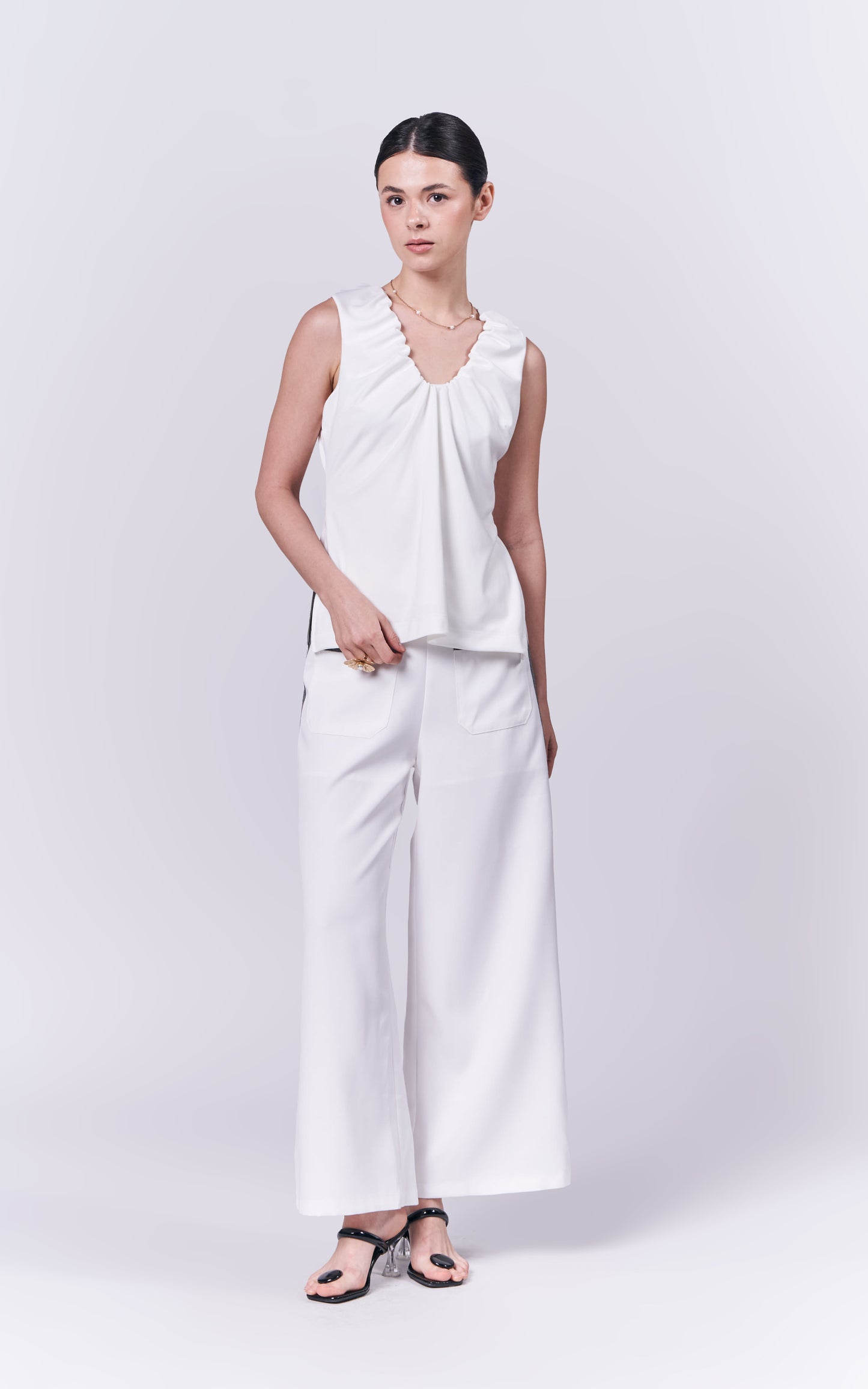 Almare Amberley Sleeveless Top (Offwhite)