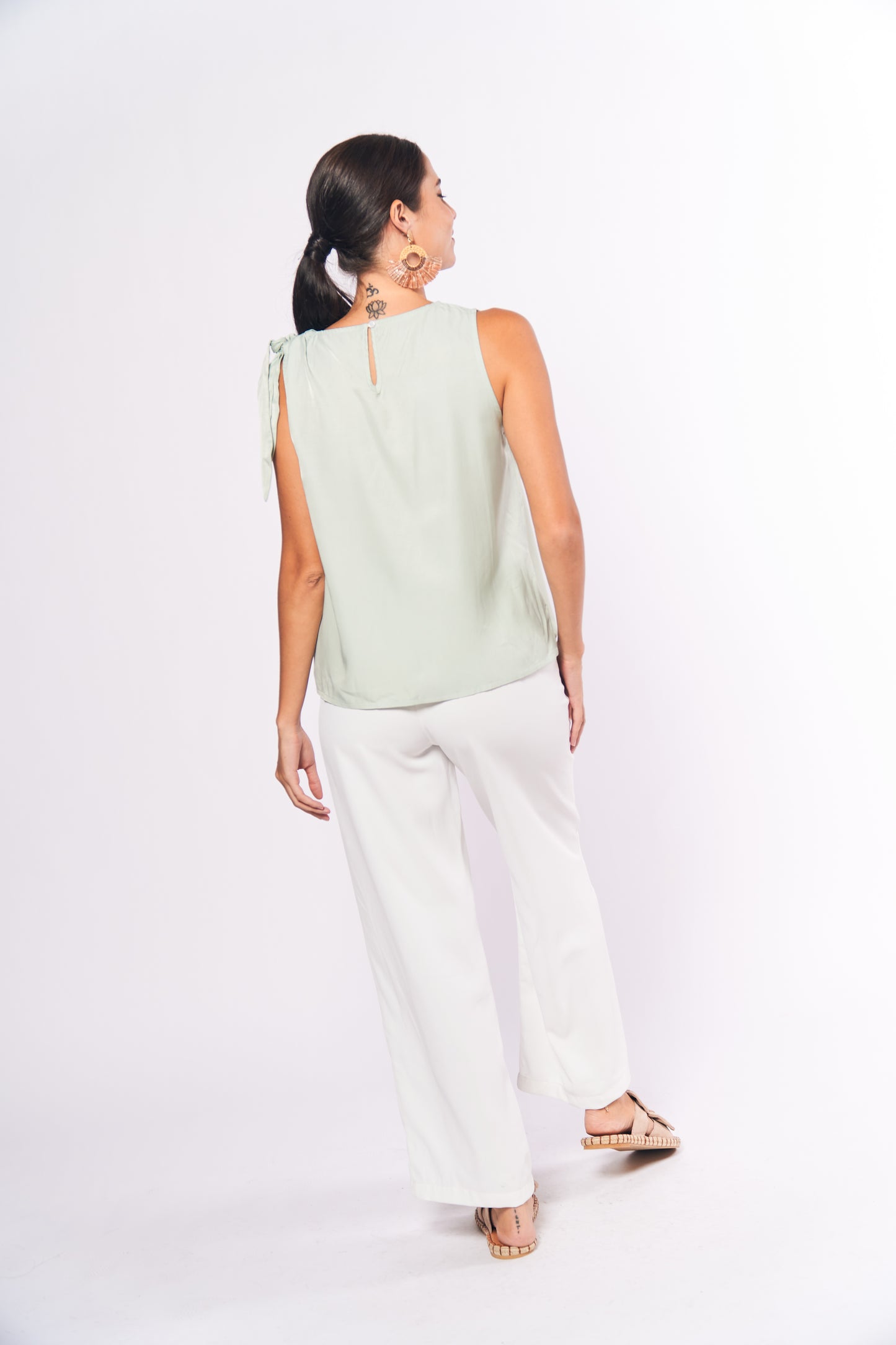 Analogous Bailie Sleeveless Top (Mint)