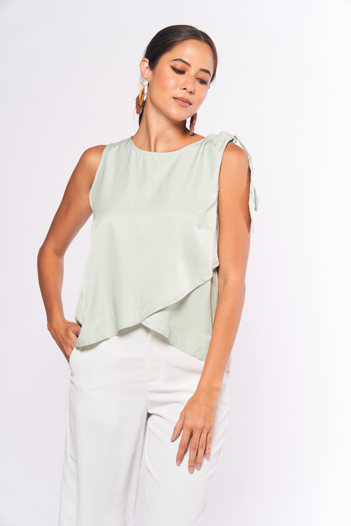 Analogous Bailie Sleeveless Top (Mint)