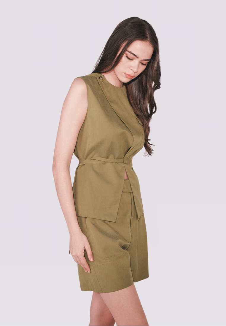 Camp Dunkirk Sleeveless Top (Avocado)