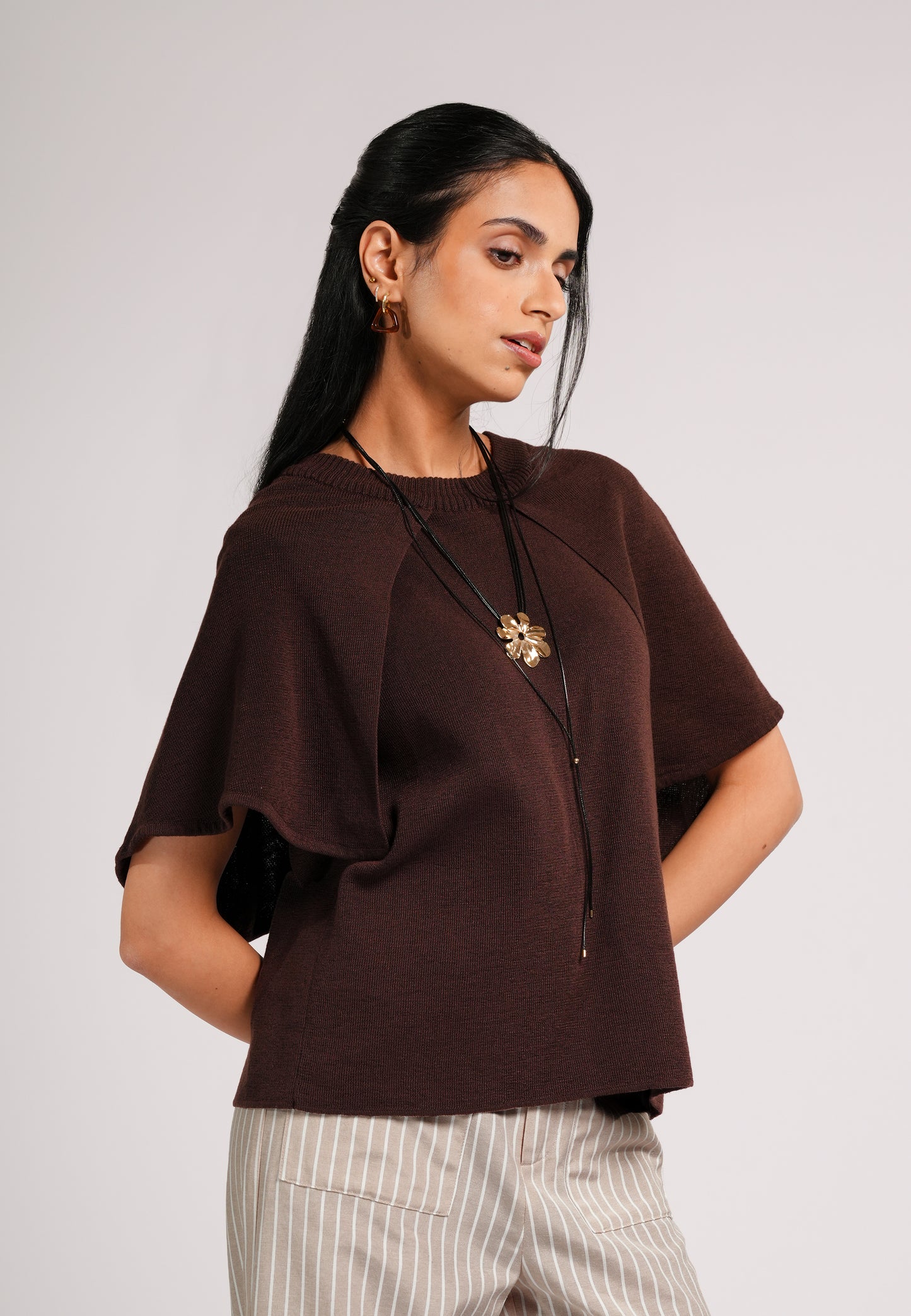Cielo Short Sleeve Top (Dark Brown)