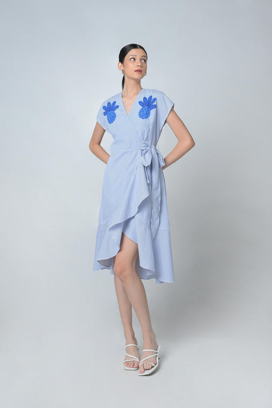 Betsie Short Sleeve Dress Wrap  (Blue/White)