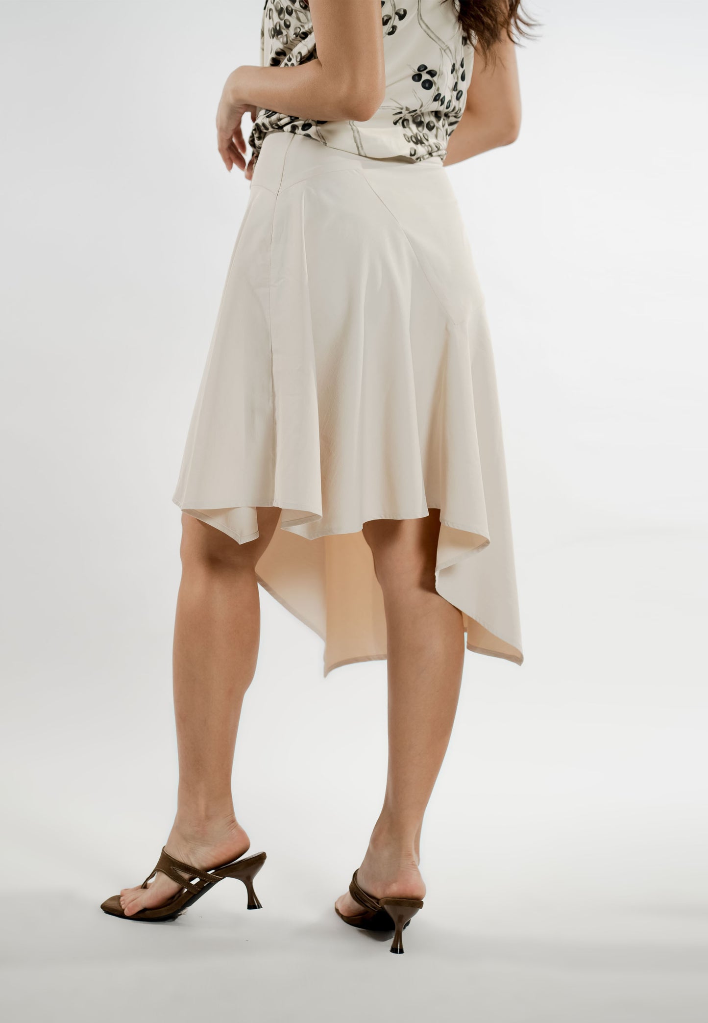 Ender Skirt  (Beige)