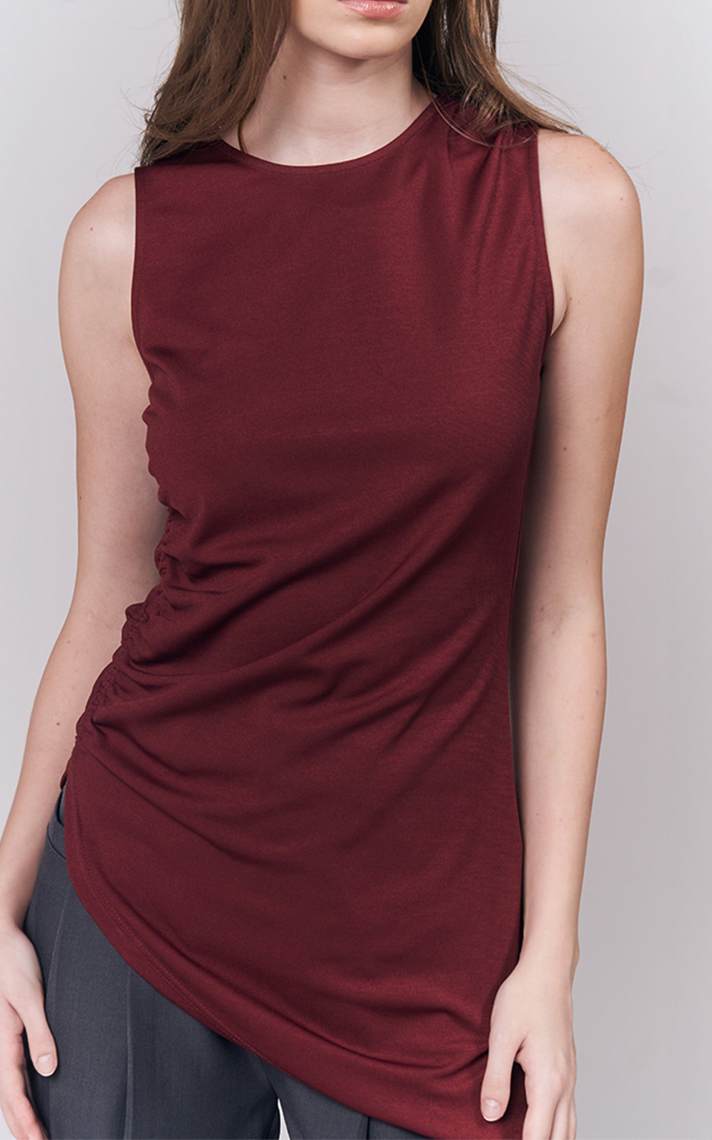 Jhill Sleeveless Top (Burgundy)