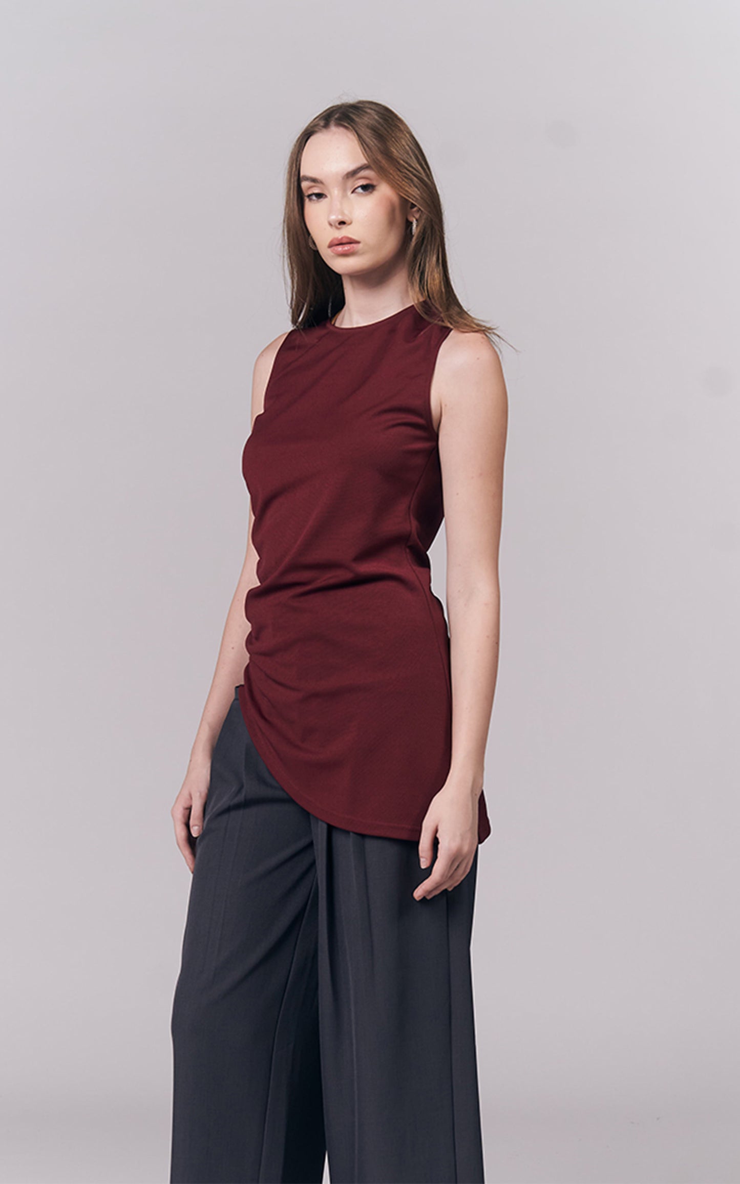 Jhill Sleeveless Top (Burgundy)