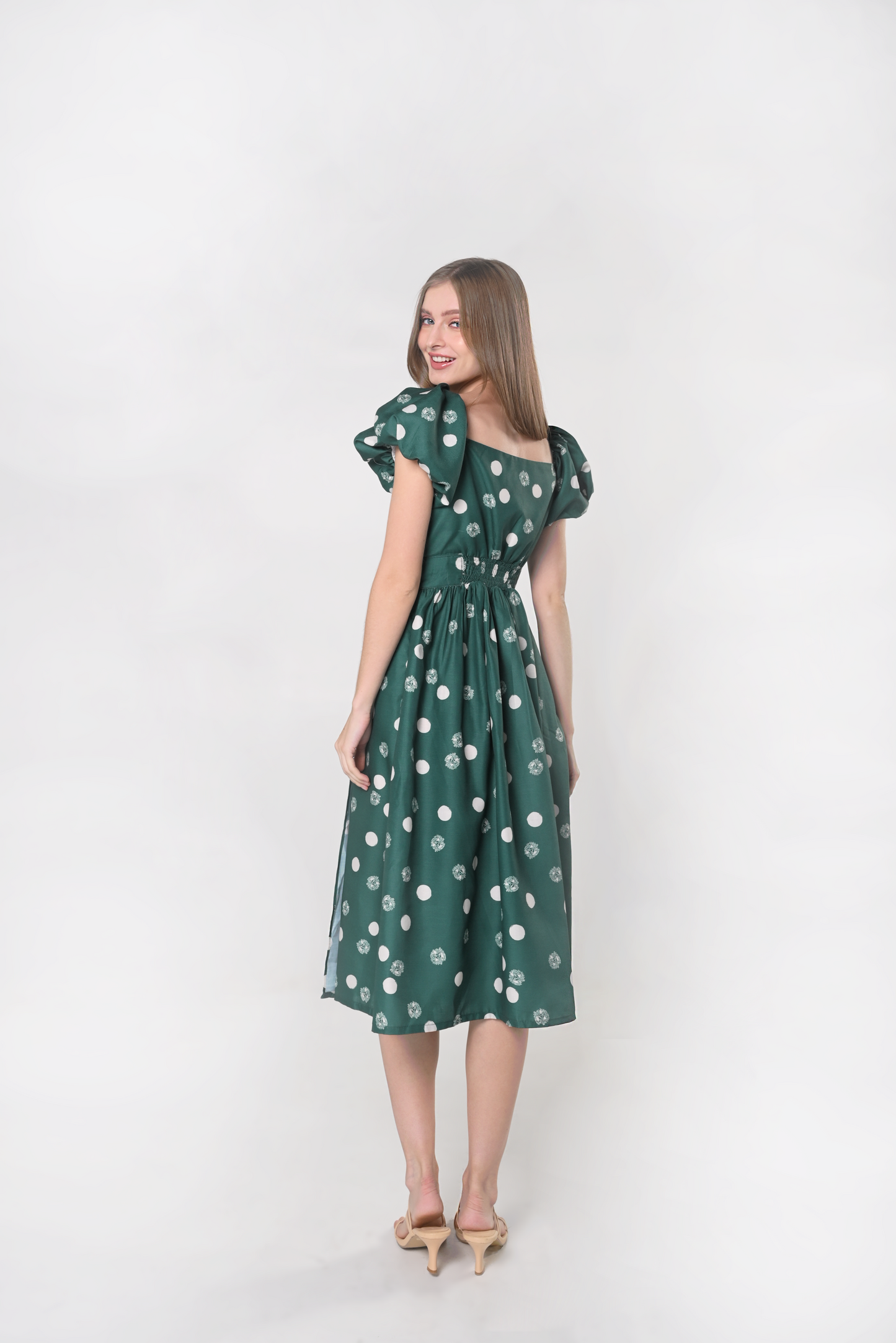 Wonderland Karou Short Sleeve Dress (Green/White)