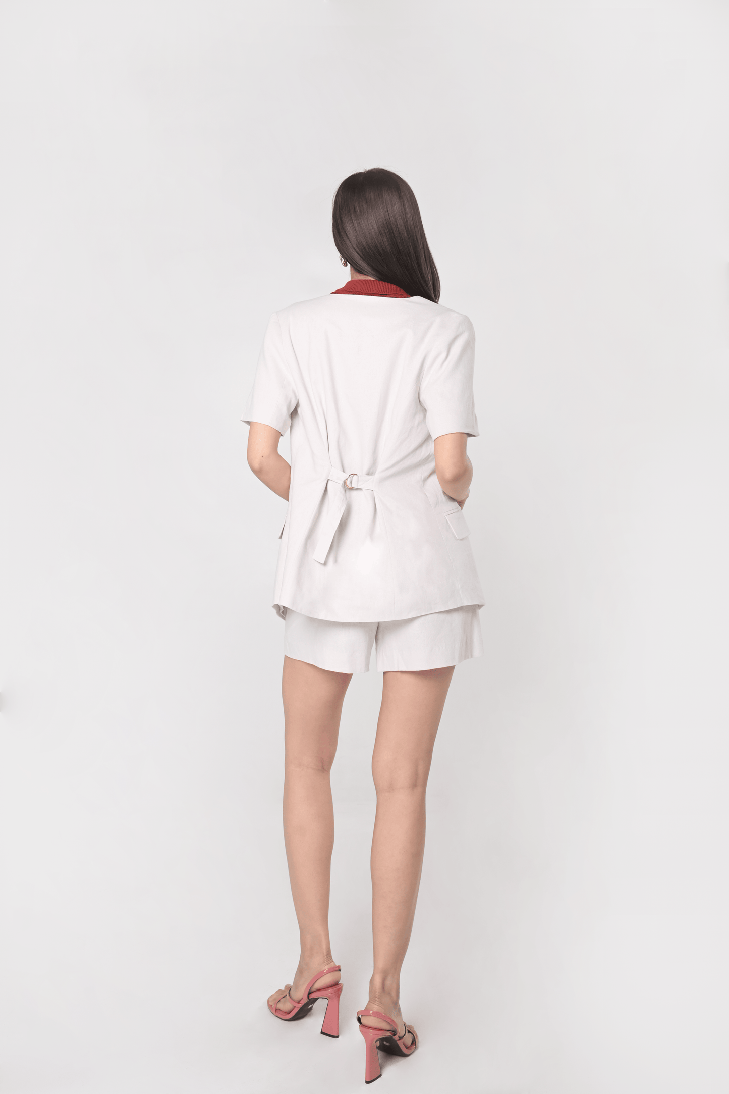 Wonderland Kassidy Short Sleeve Blazer (Beige)