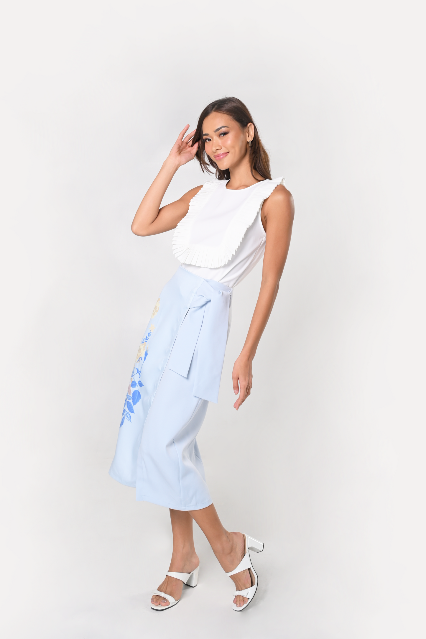 Wonderland Kaleb Skirt (Light Blue)