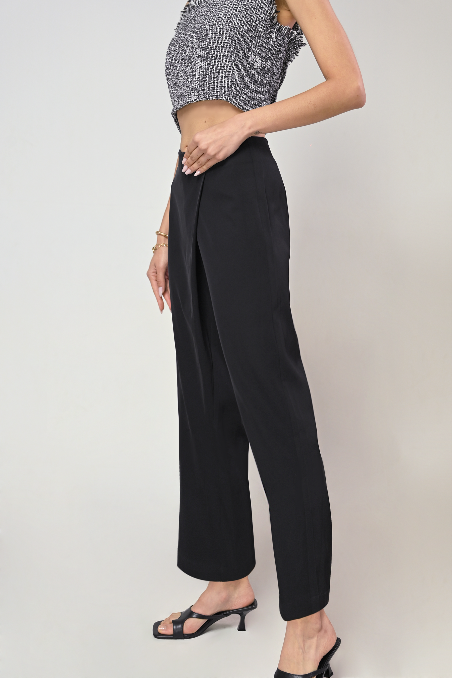 Terrain Skipper Culottes (Black)