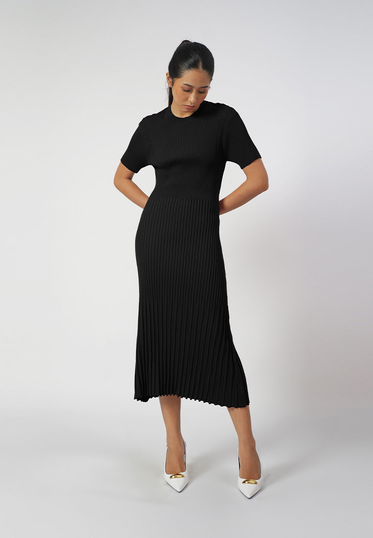 Raf Ida Short Sleeve Dress  (Black)