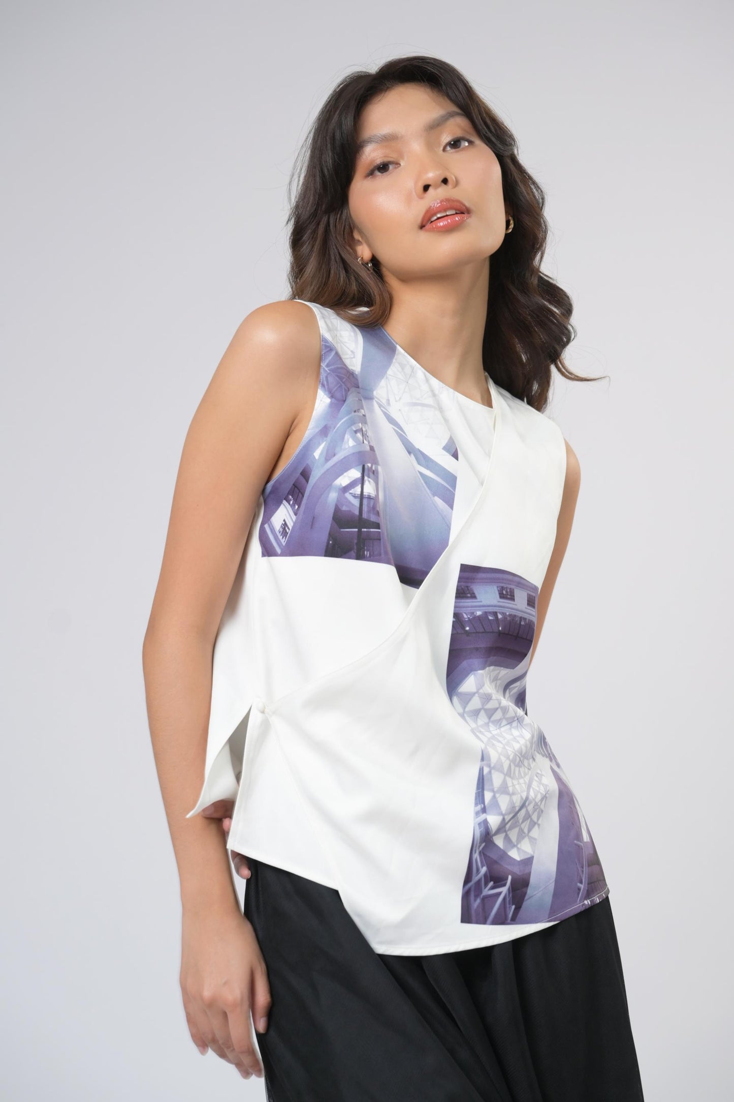 Plains & Prints X Mark Nicdao Teodoro Sleeveless Top (White/Black)